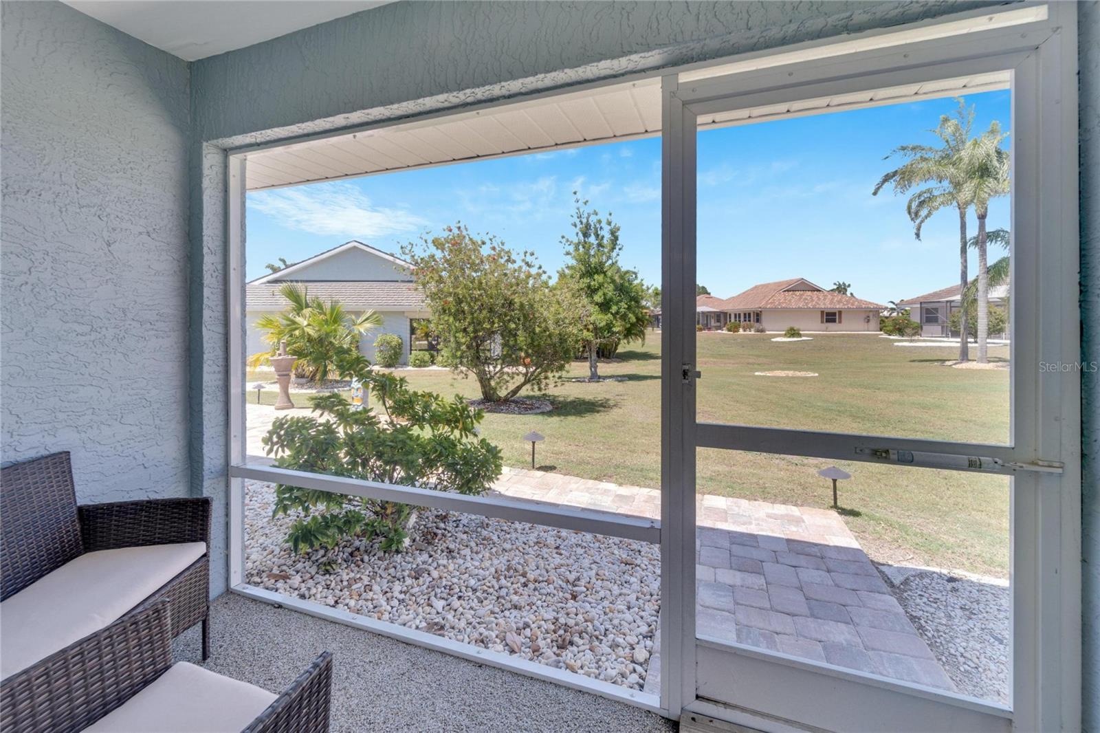 1839 WOLF LAUREL DR — photo 20