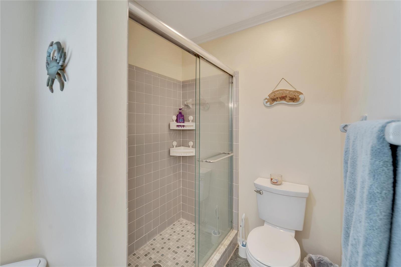 1839 WOLF LAUREL DR — photo 31