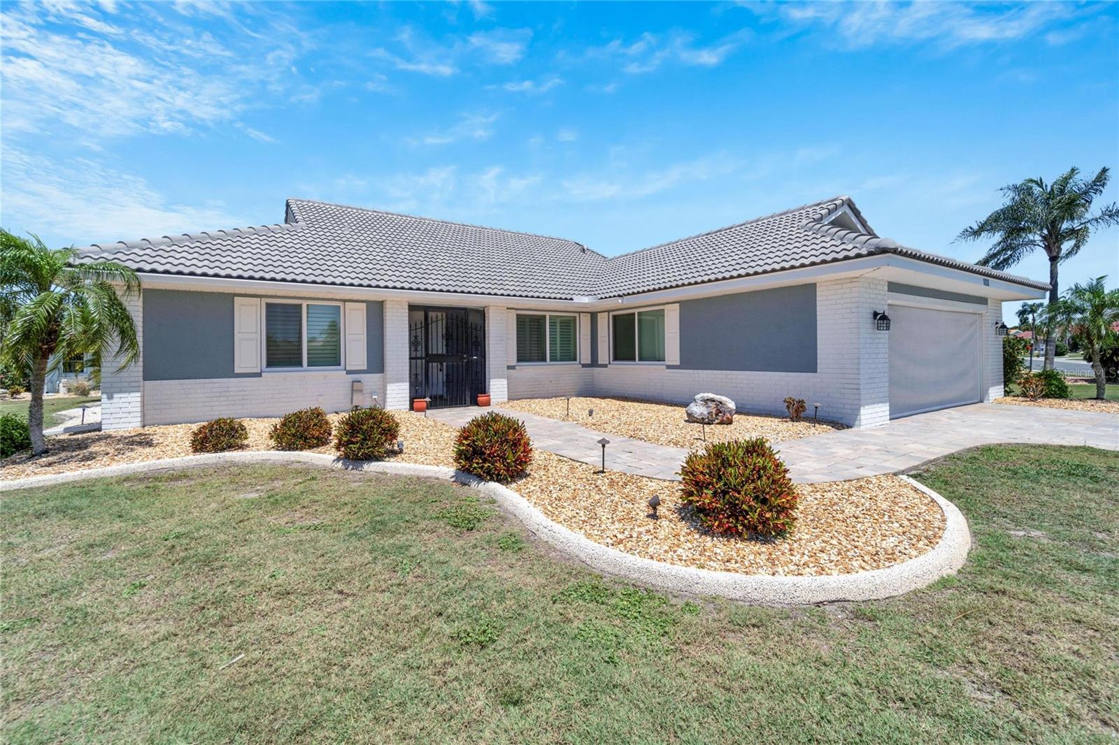 1839 WOLF LAUREL DR — photo 3