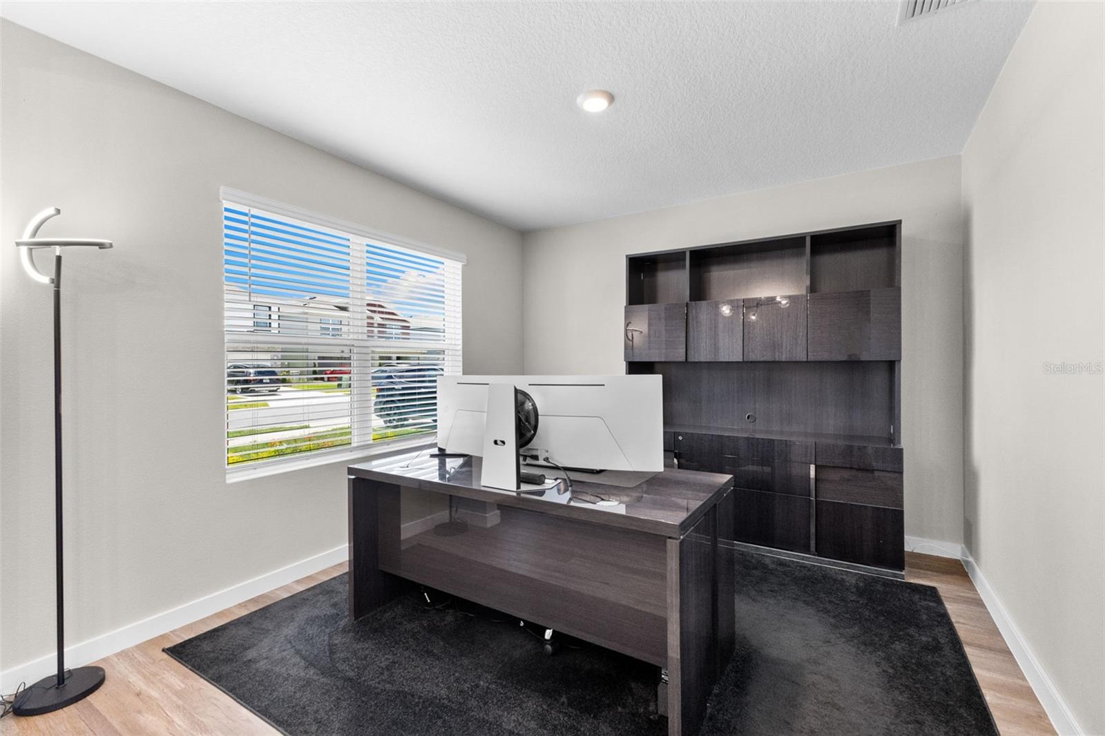 9728 CRESCENT RAY DR — photo 16