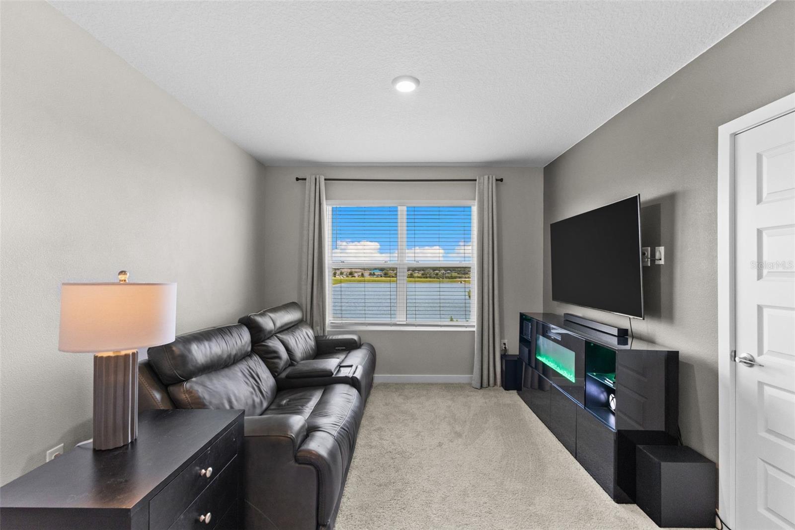 9728 CRESCENT RAY DR — photo 38