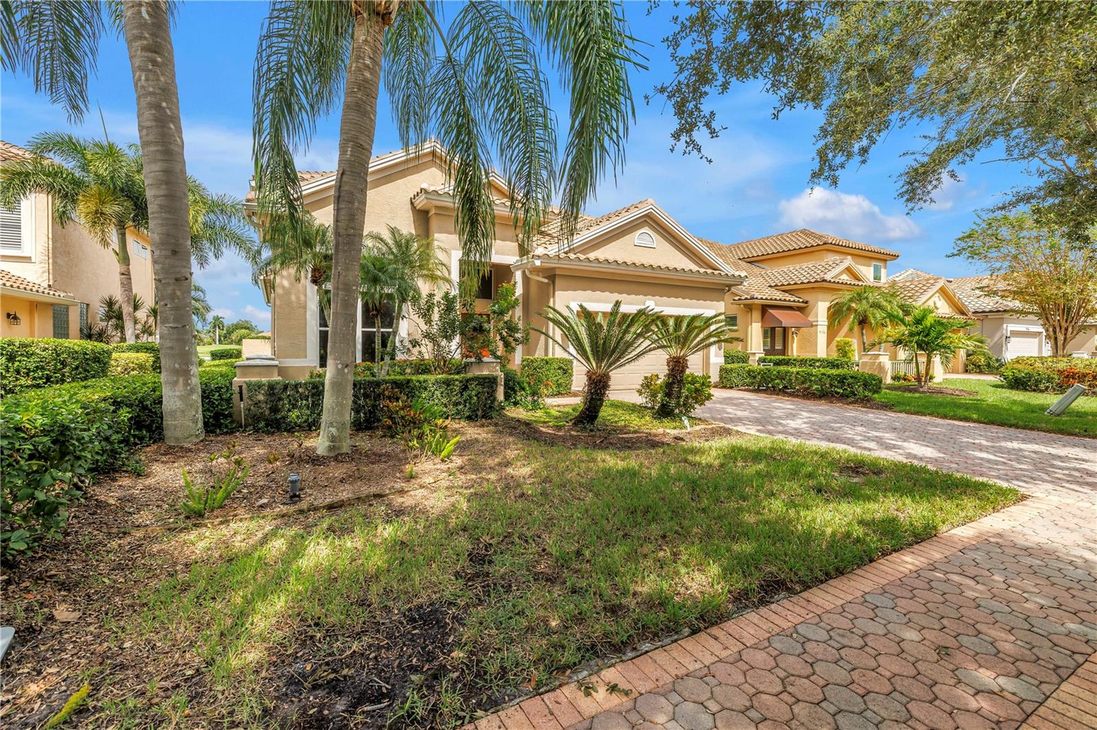9724 SAGO POINT DR — photo 2