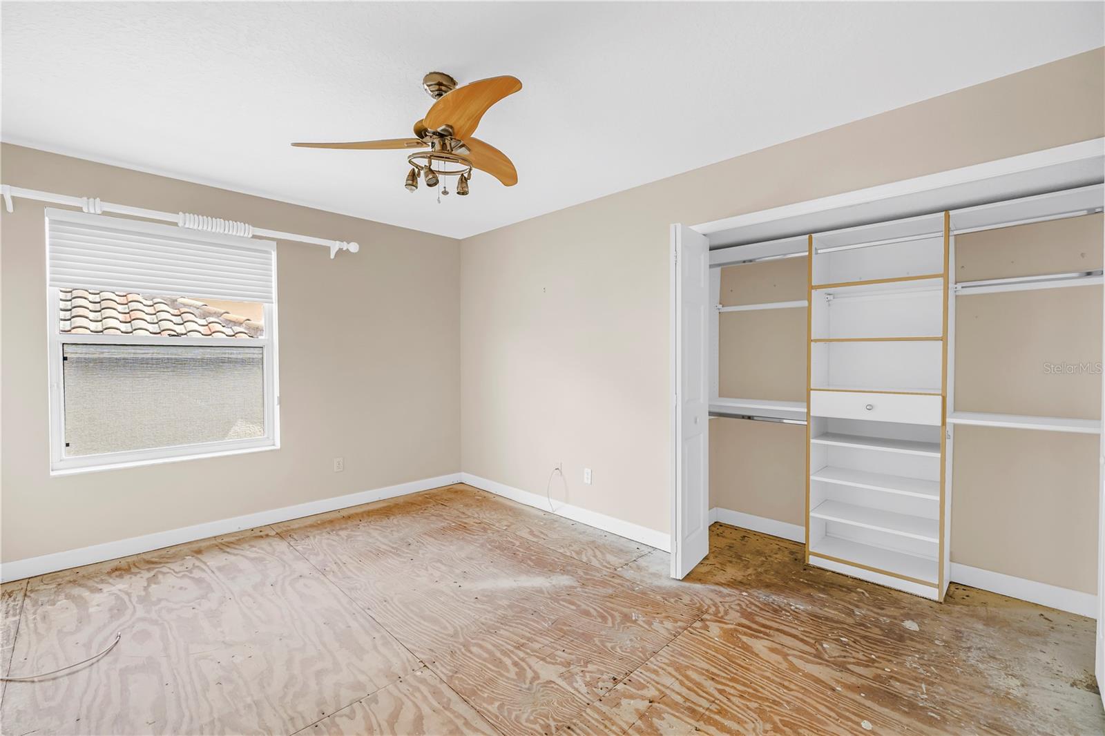 9724 SAGO POINT DR — photo 32