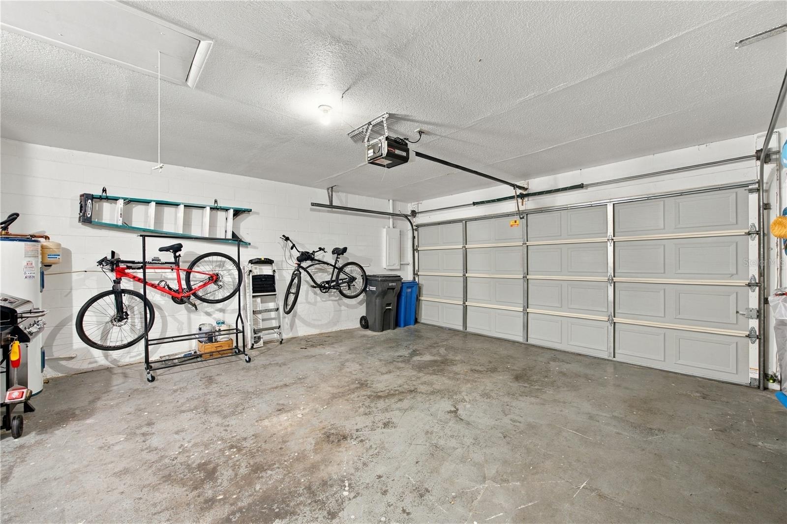 4008 SHORESIDE CIR — photo 33