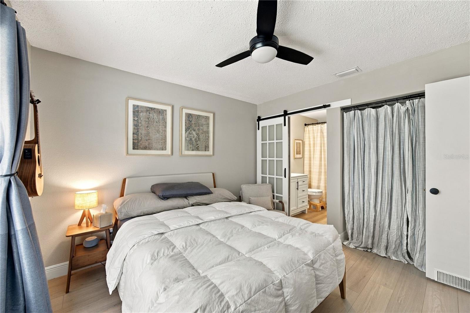 4008 SHORESIDE CIR — photo 11