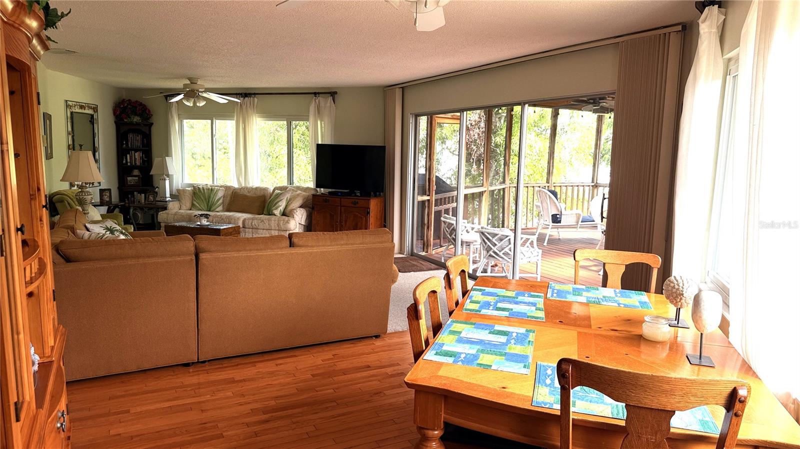 124 HAMMOCK RD — photo 16