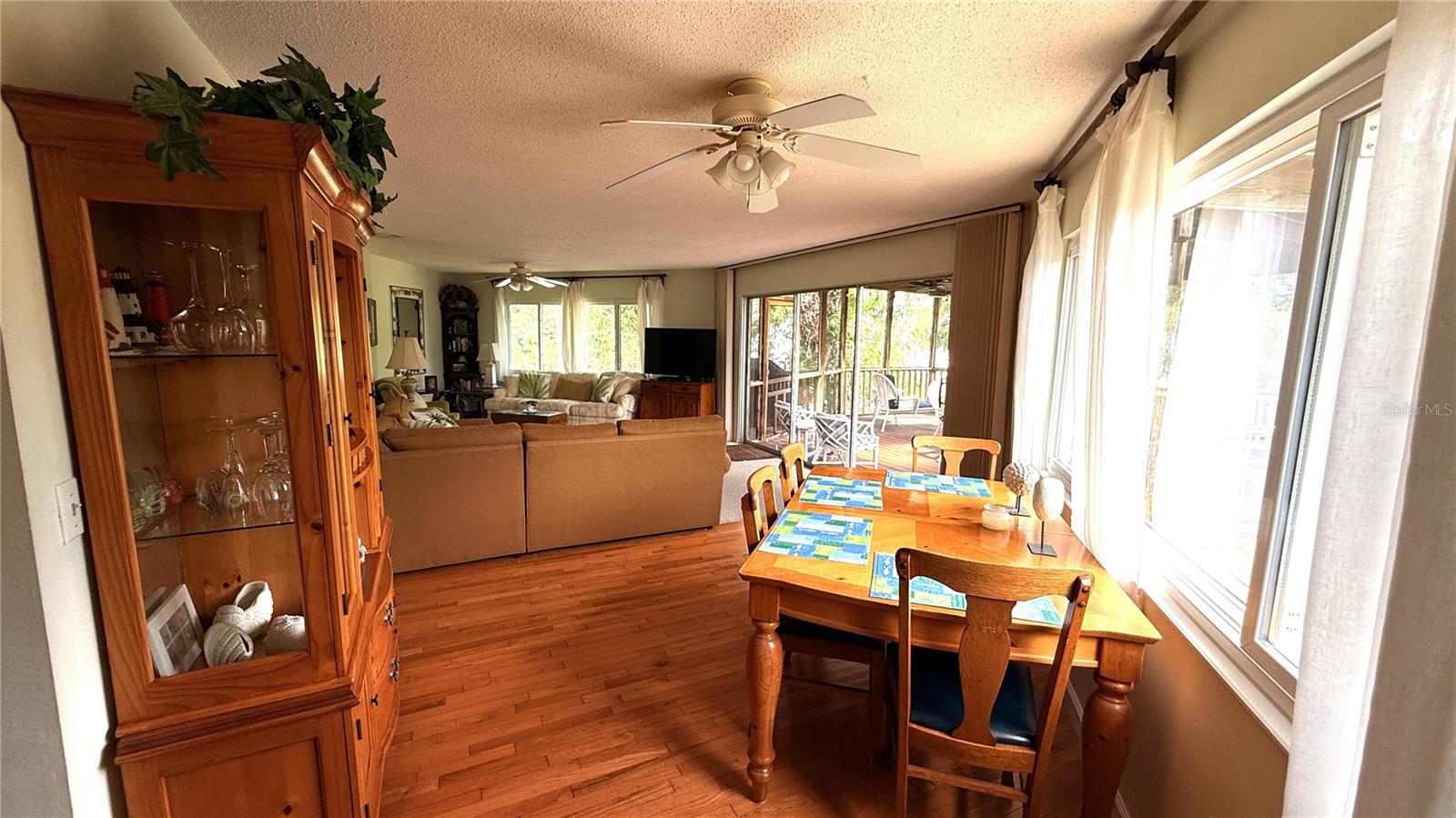 124 HAMMOCK RD — photo 15
