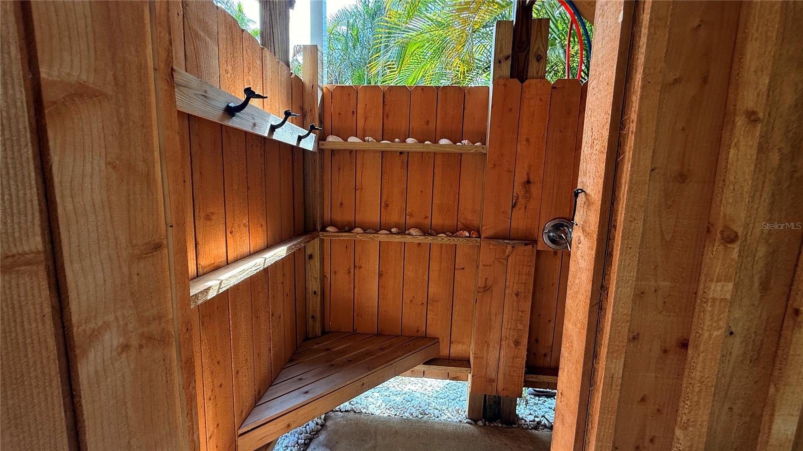 124 HAMMOCK RD — photo 14
