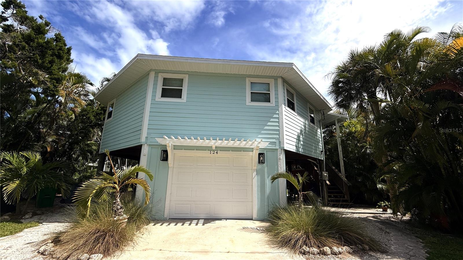 124 HAMMOCK RD — photo 2