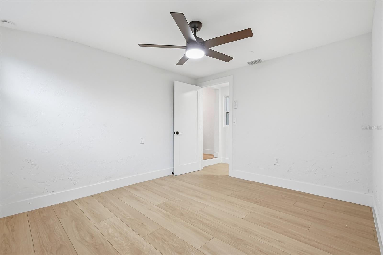 4750 EMERSON AVE S — photo 25