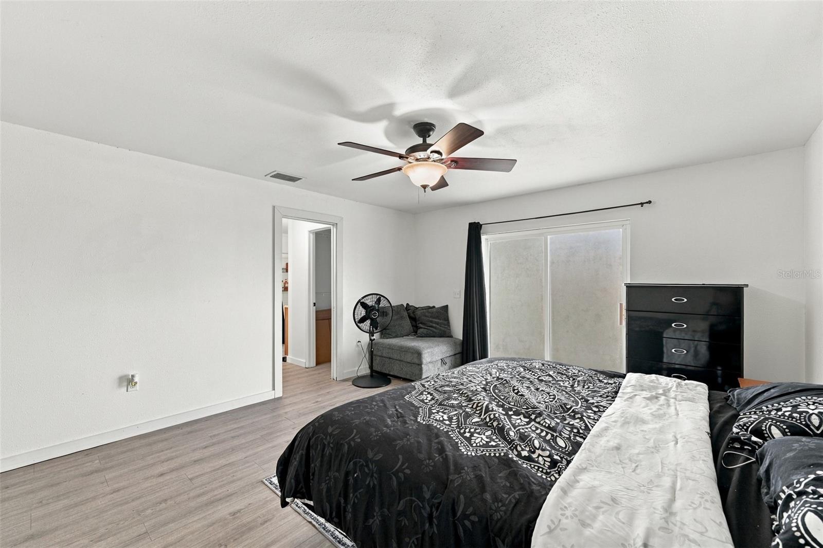 9124 CAREY RD — photo 28