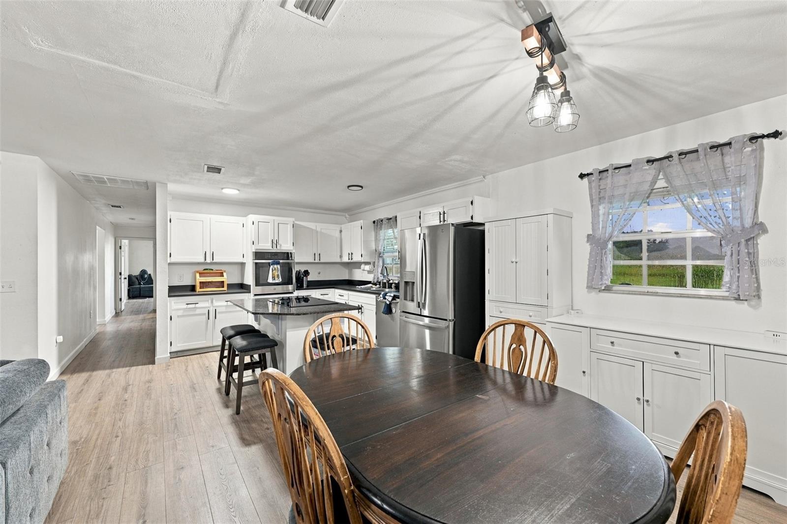 9124 CAREY RD — photo 9