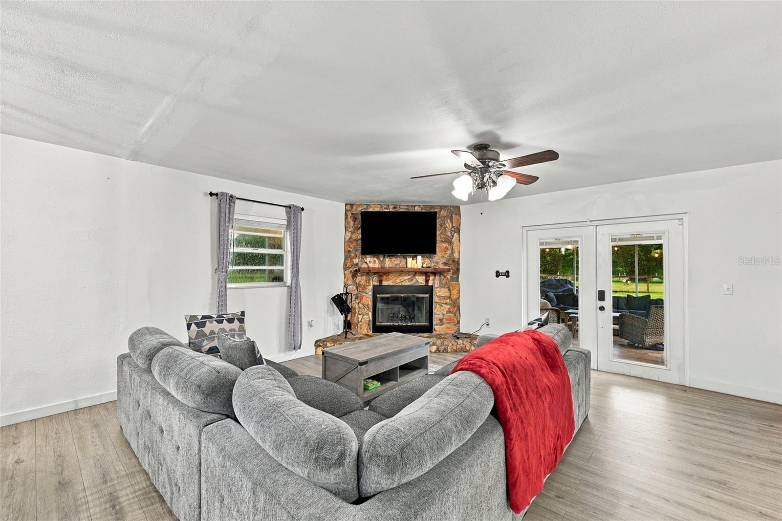 9124 CAREY RD — photo 15