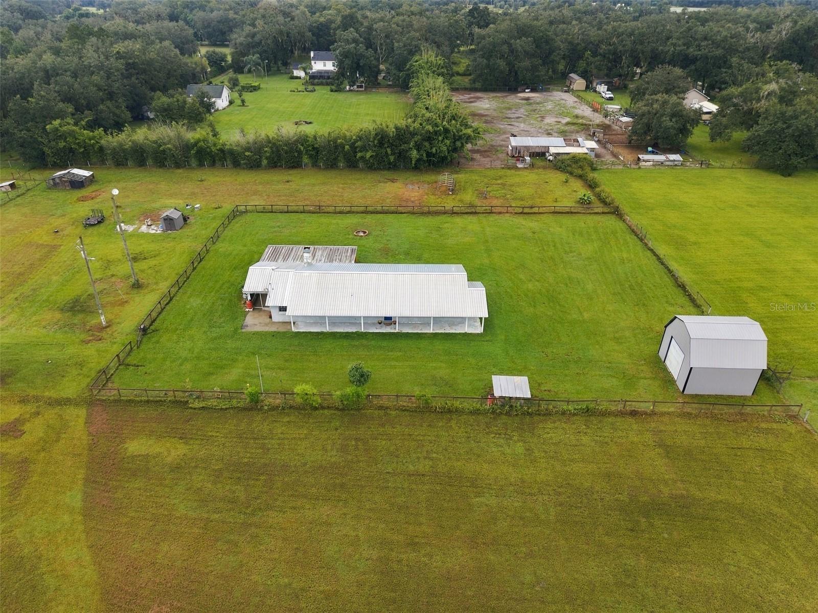 9124 CAREY RD — photo 4
