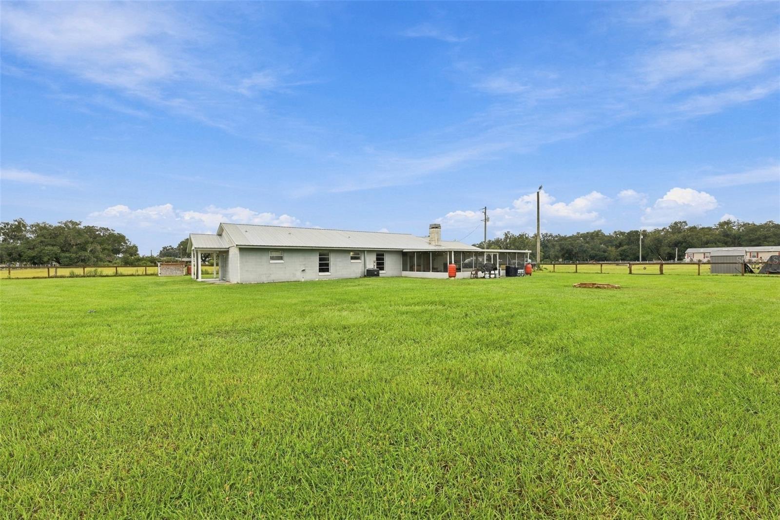 9124 CAREY RD — photo 49