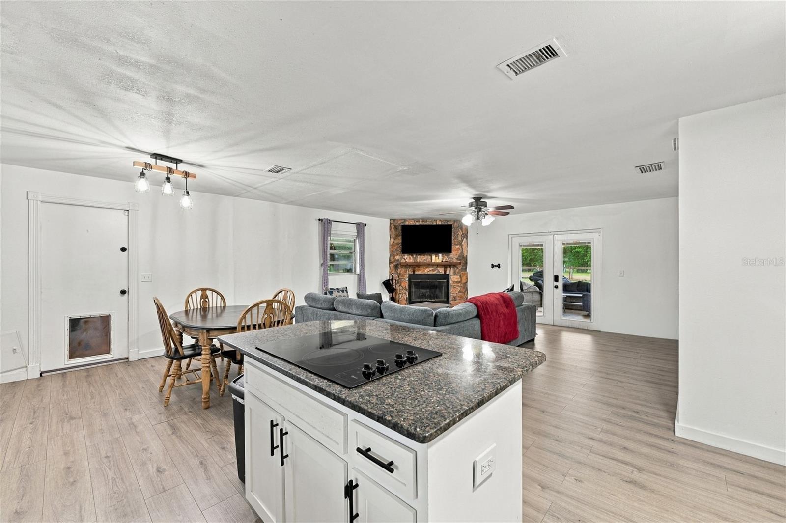 9124 CAREY RD — photo 14