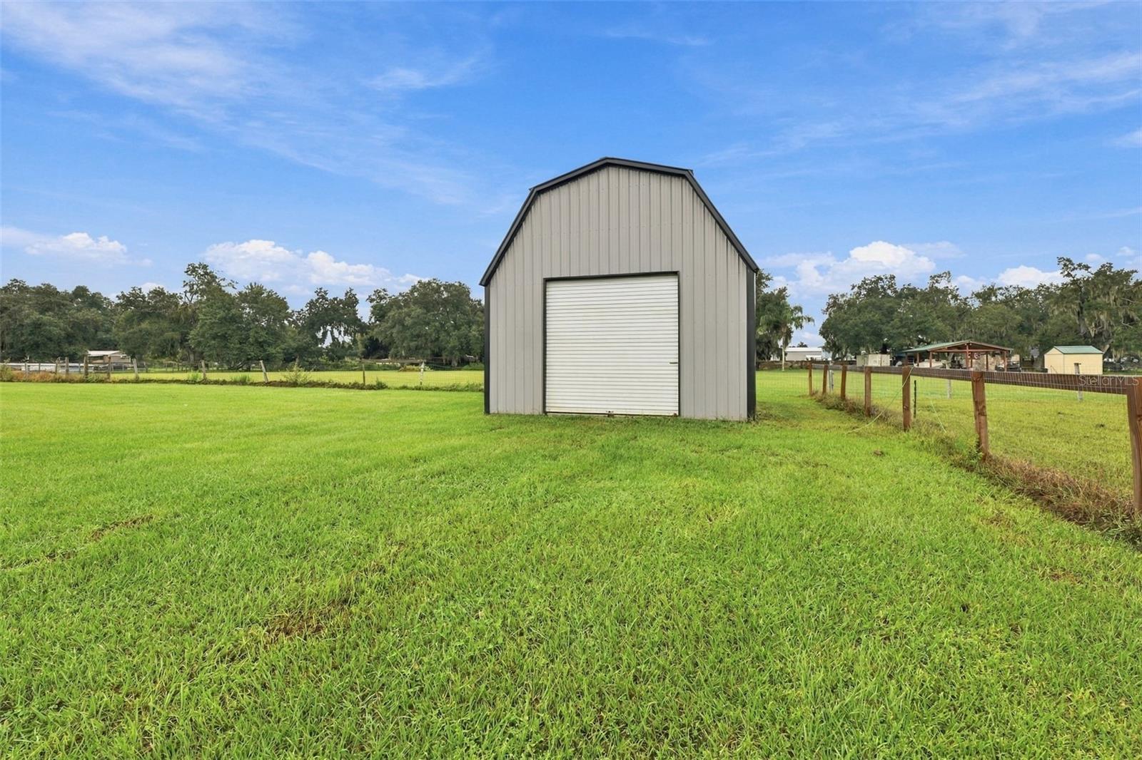 9124 CAREY RD — photo 44