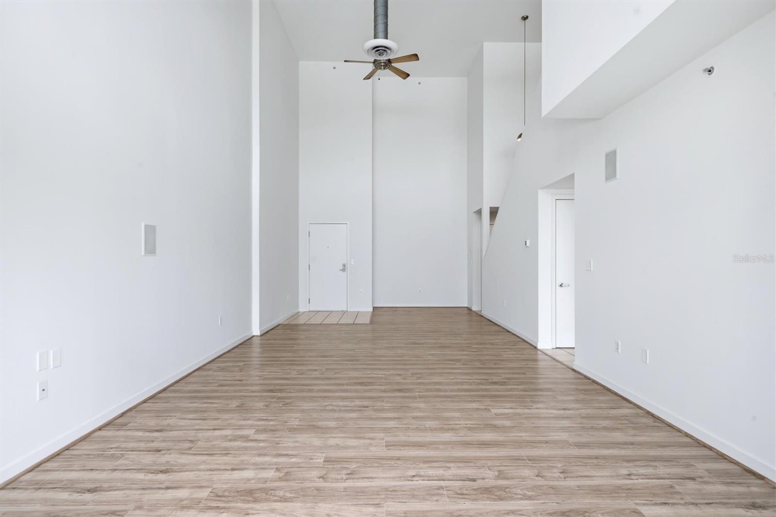 1990 MAIN ST #3 — photo 8