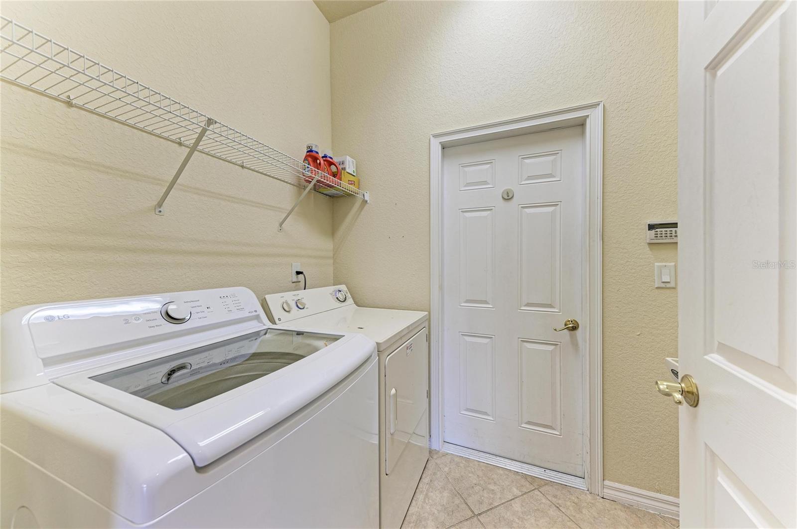 117 BELLINI CT — photo 30