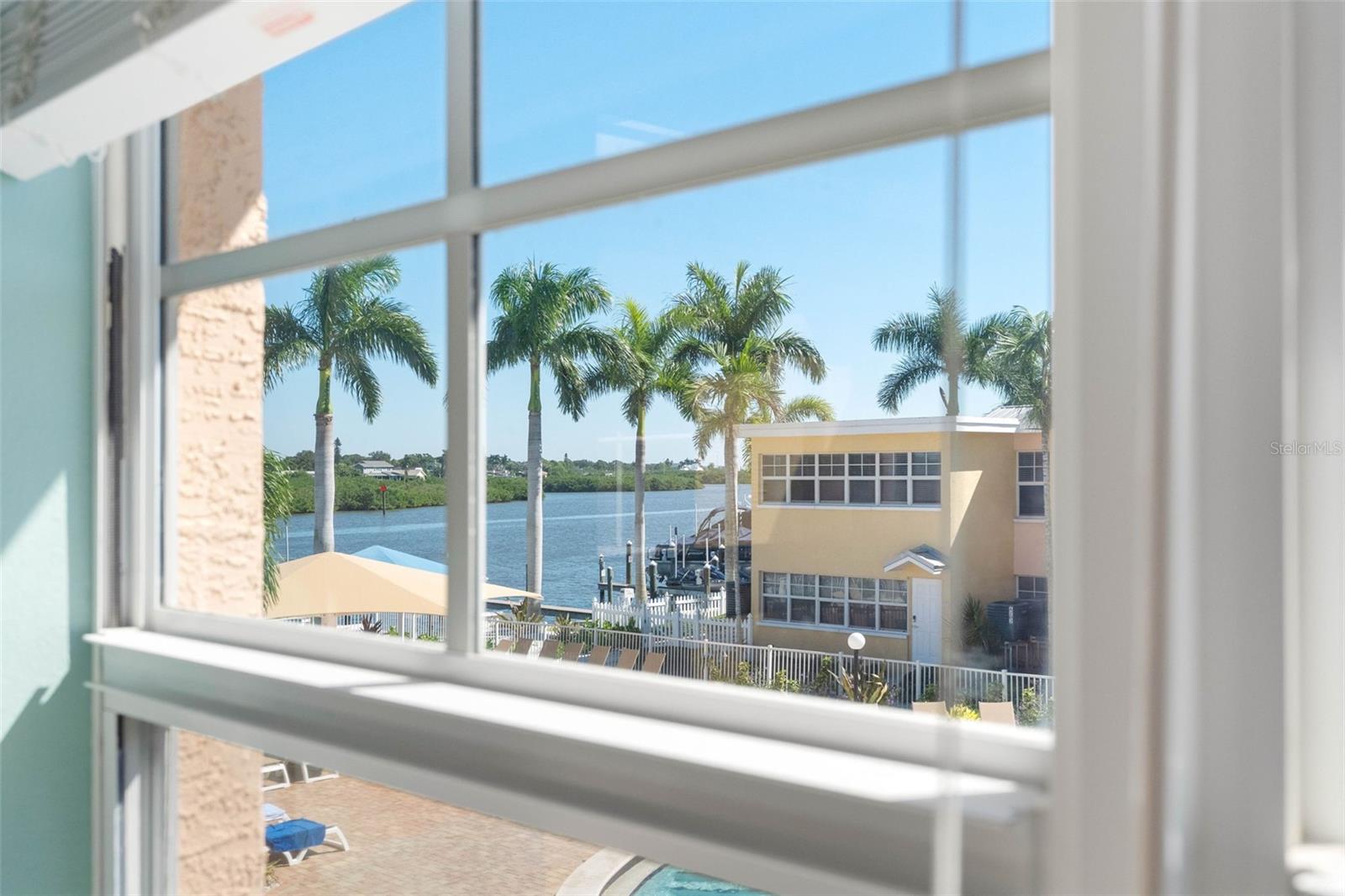 19417 GULF BLVD #B204 — photo 4