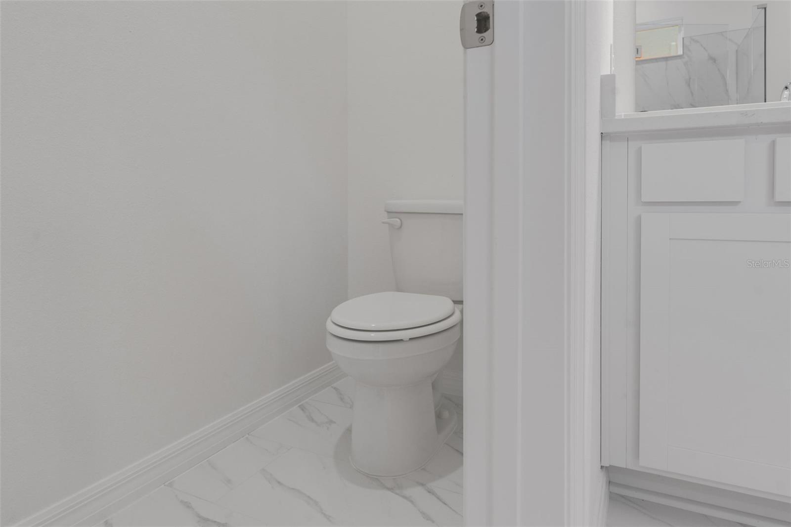 17572 VALLEYWOOD PKWY — photo 11