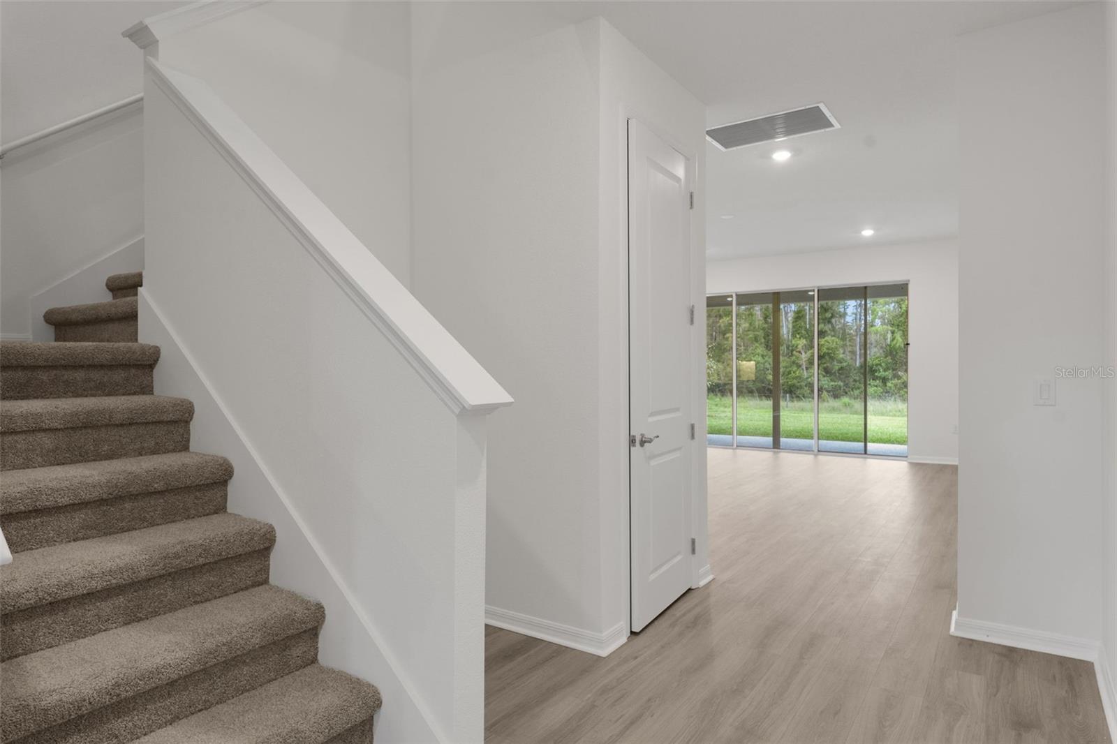 17572 VALLEYWOOD PKWY — photo 29