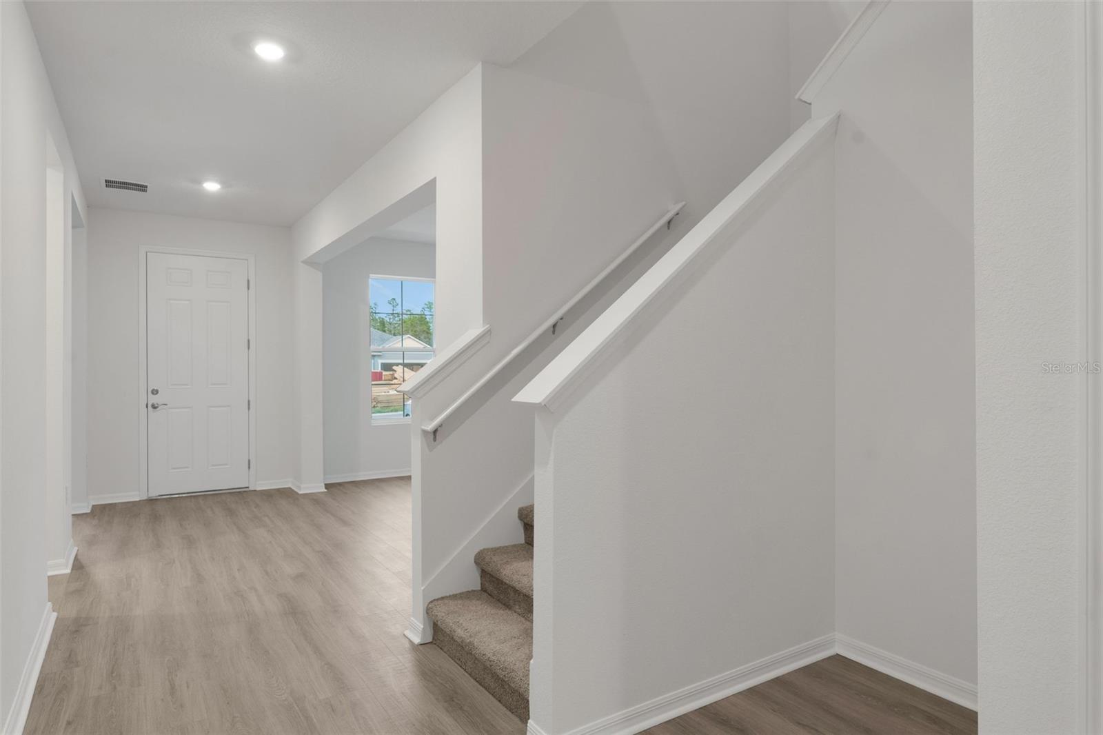 17572 VALLEYWOOD PKWY — photo 8