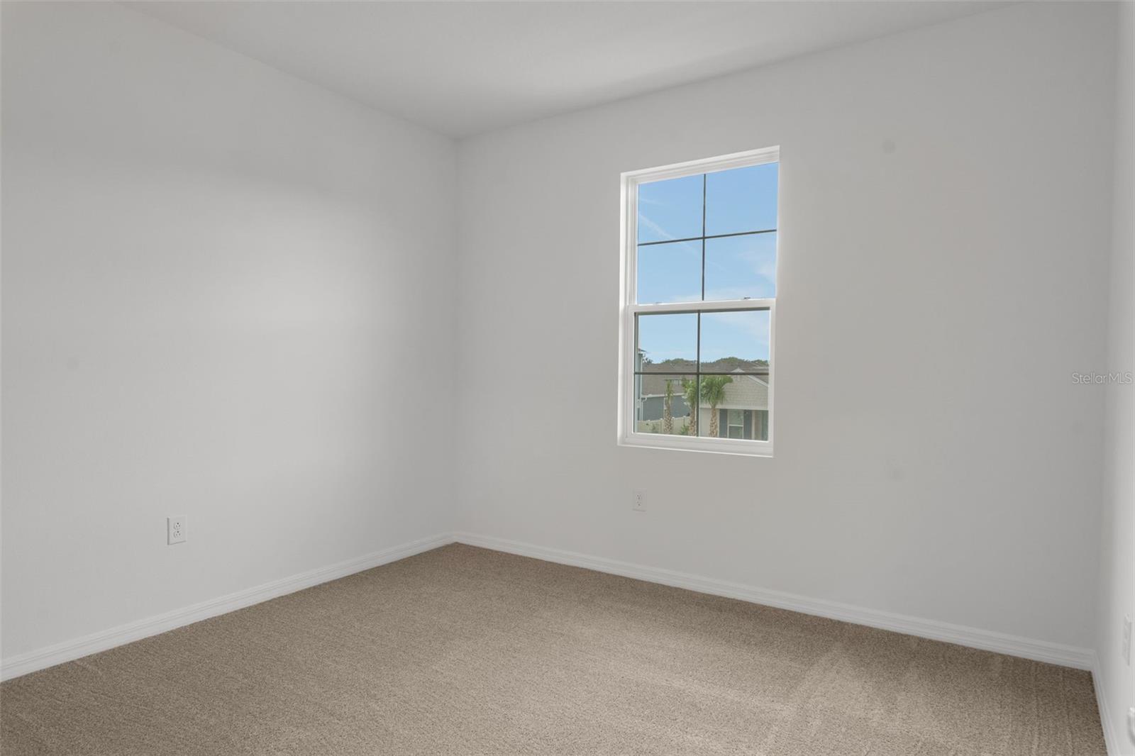 17572 VALLEYWOOD PKWY — photo 48