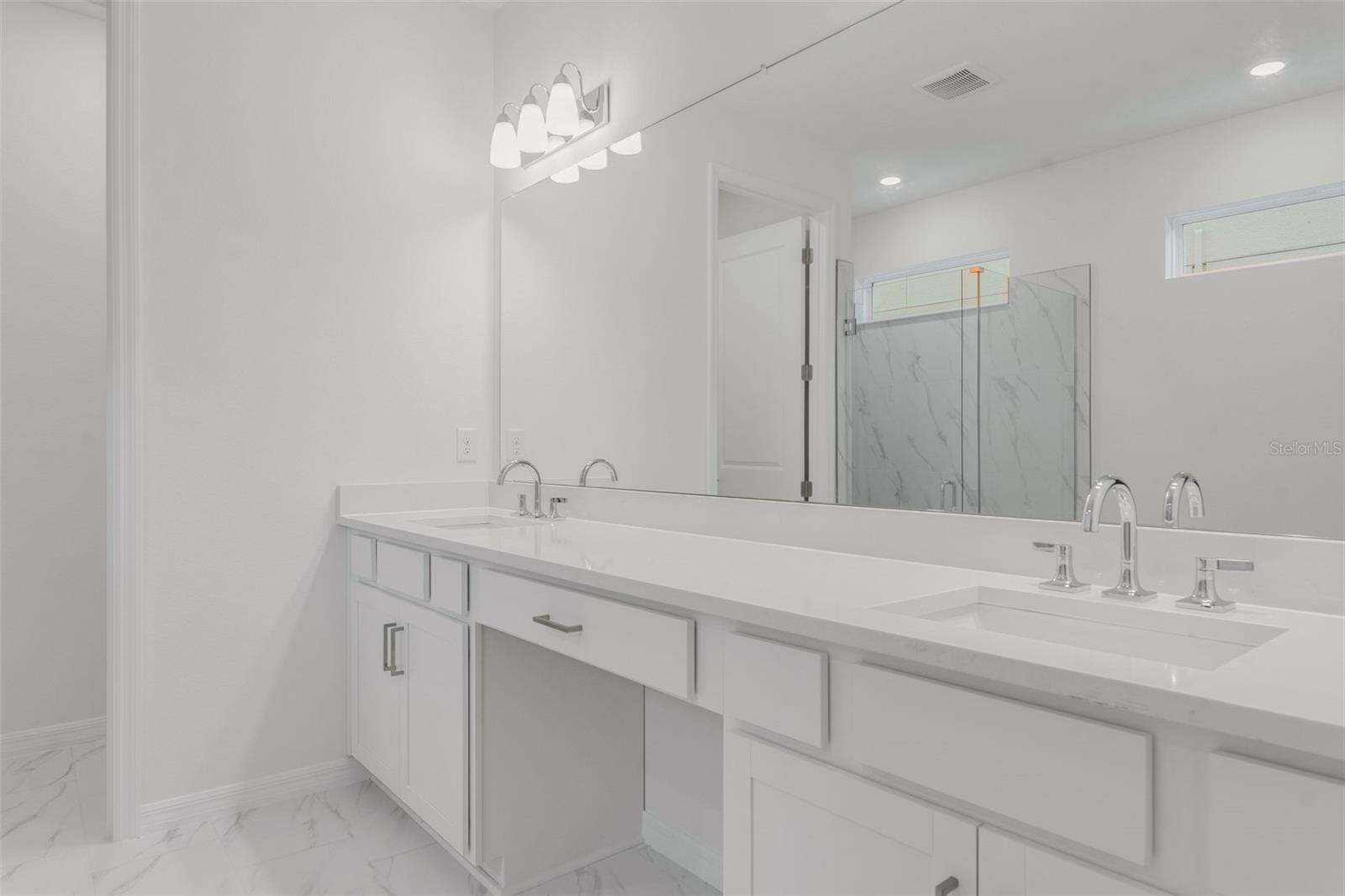 17572 VALLEYWOOD PKWY — photo 12