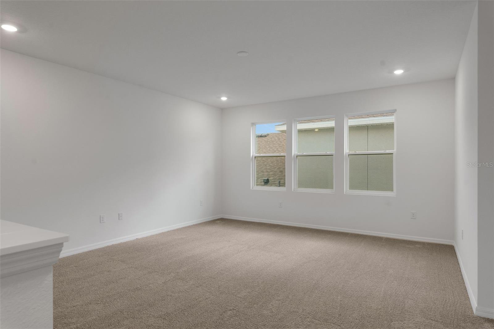 17572 VALLEYWOOD PKWY — photo 49