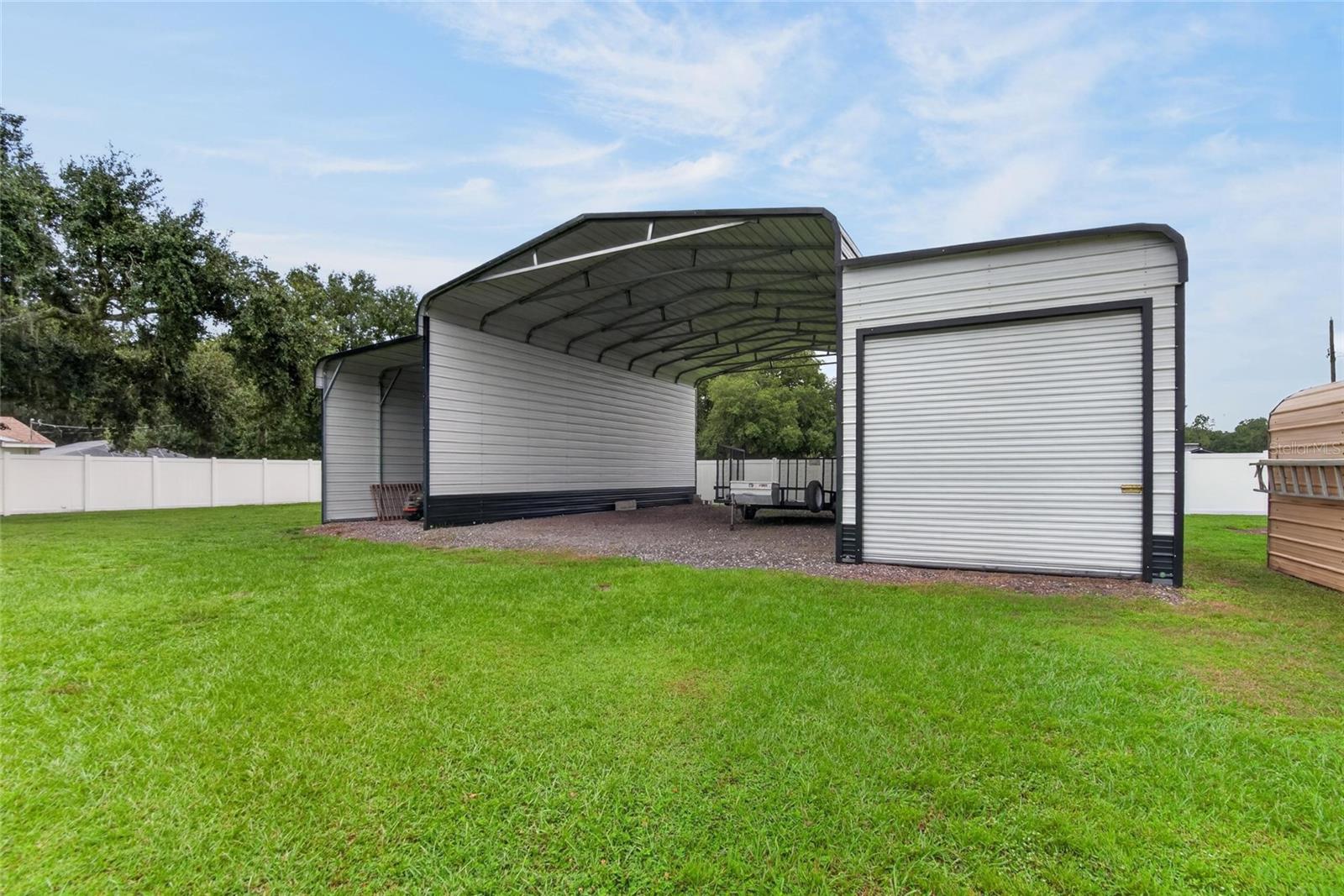 3902 TOPRECA DR — photo 3