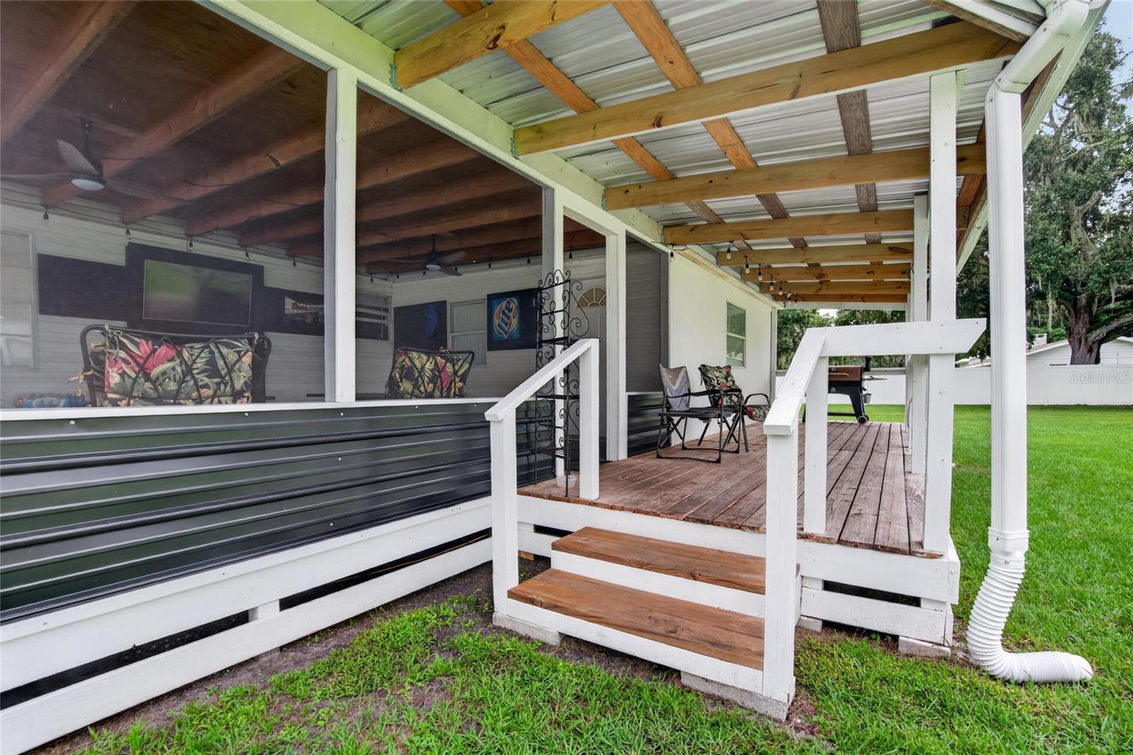 3902 TOPRECA DR — photo 9