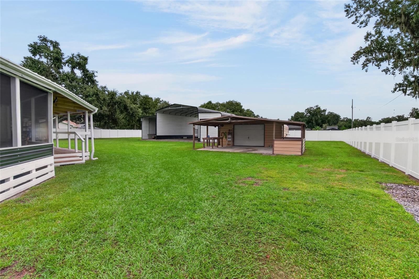 3902 TOPRECA DR — photo 4