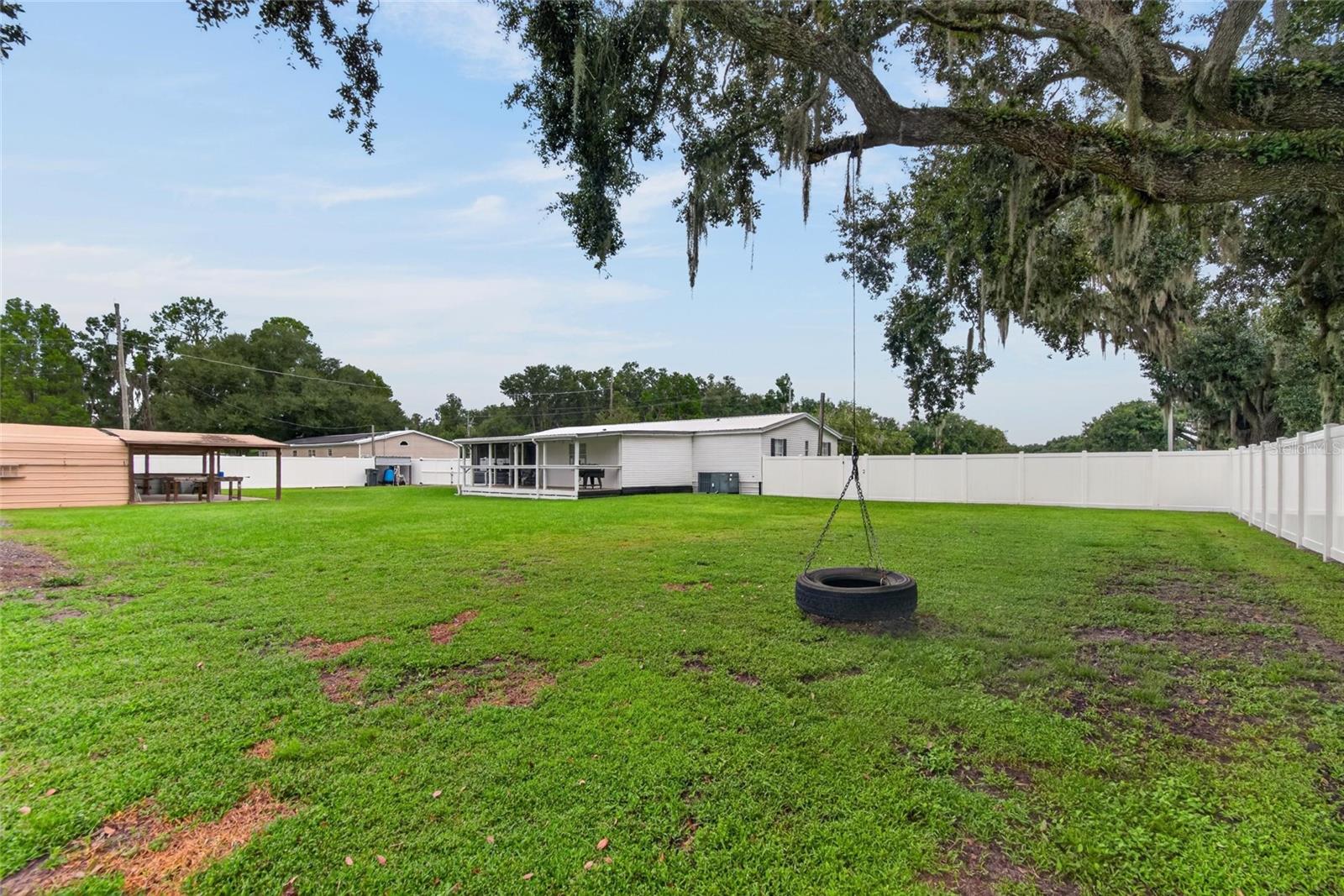3902 TOPRECA DR — photo 28