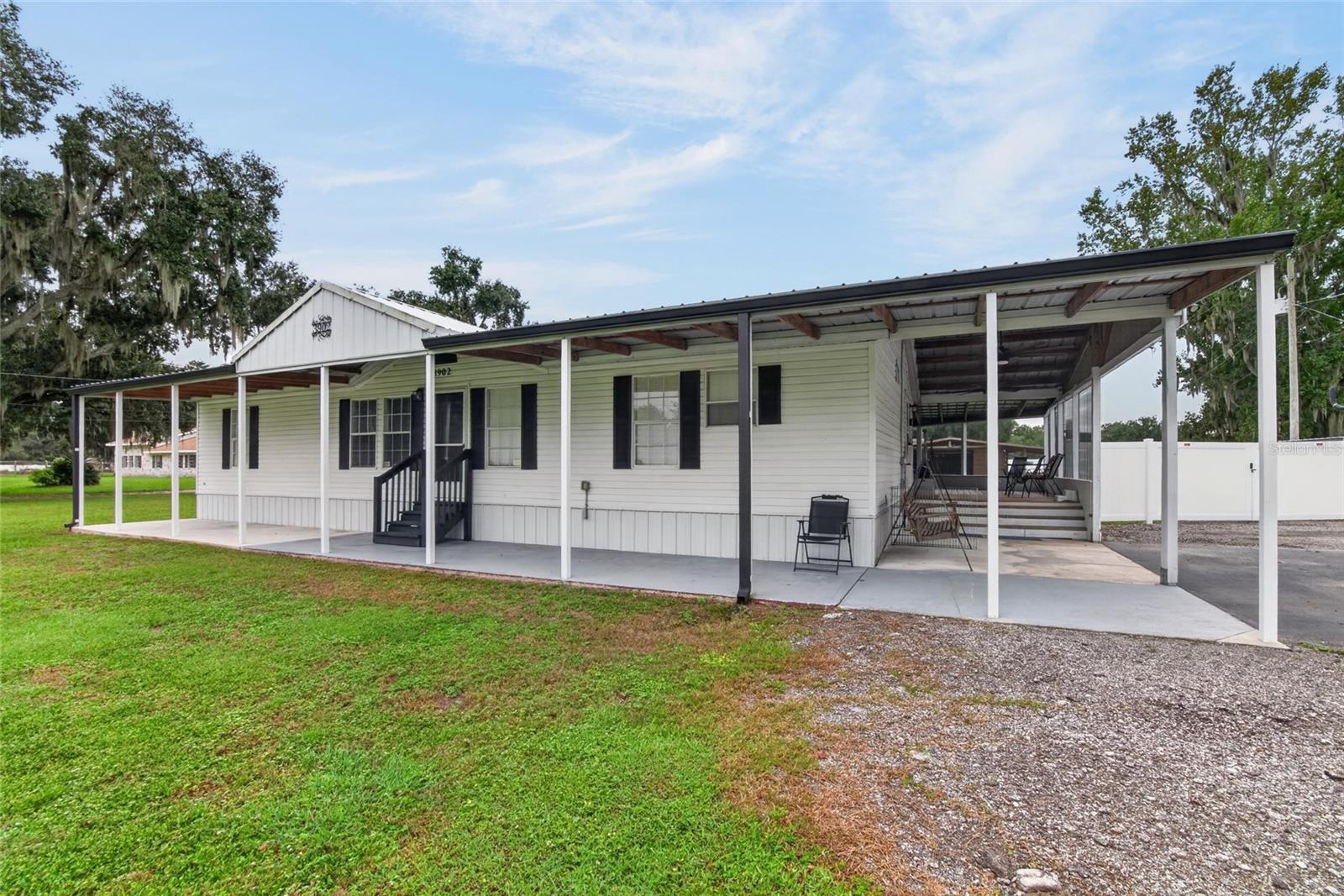 3902 TOPRECA DR — photo 2