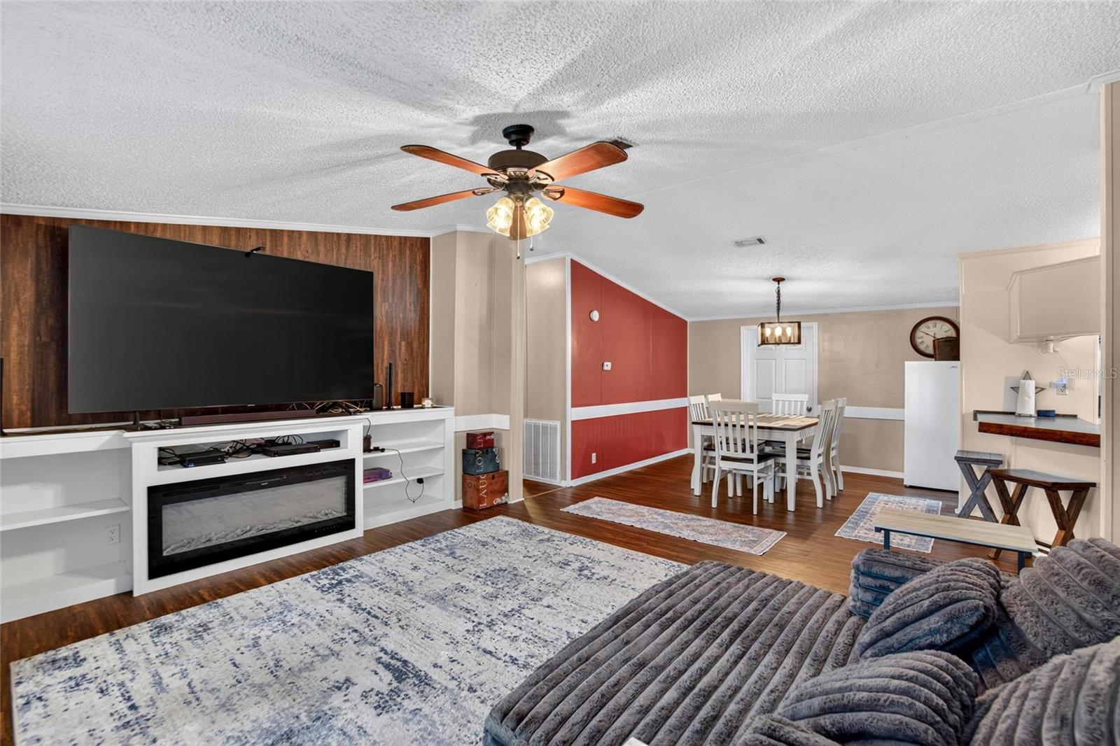 3902 TOPRECA DR — photo 15
