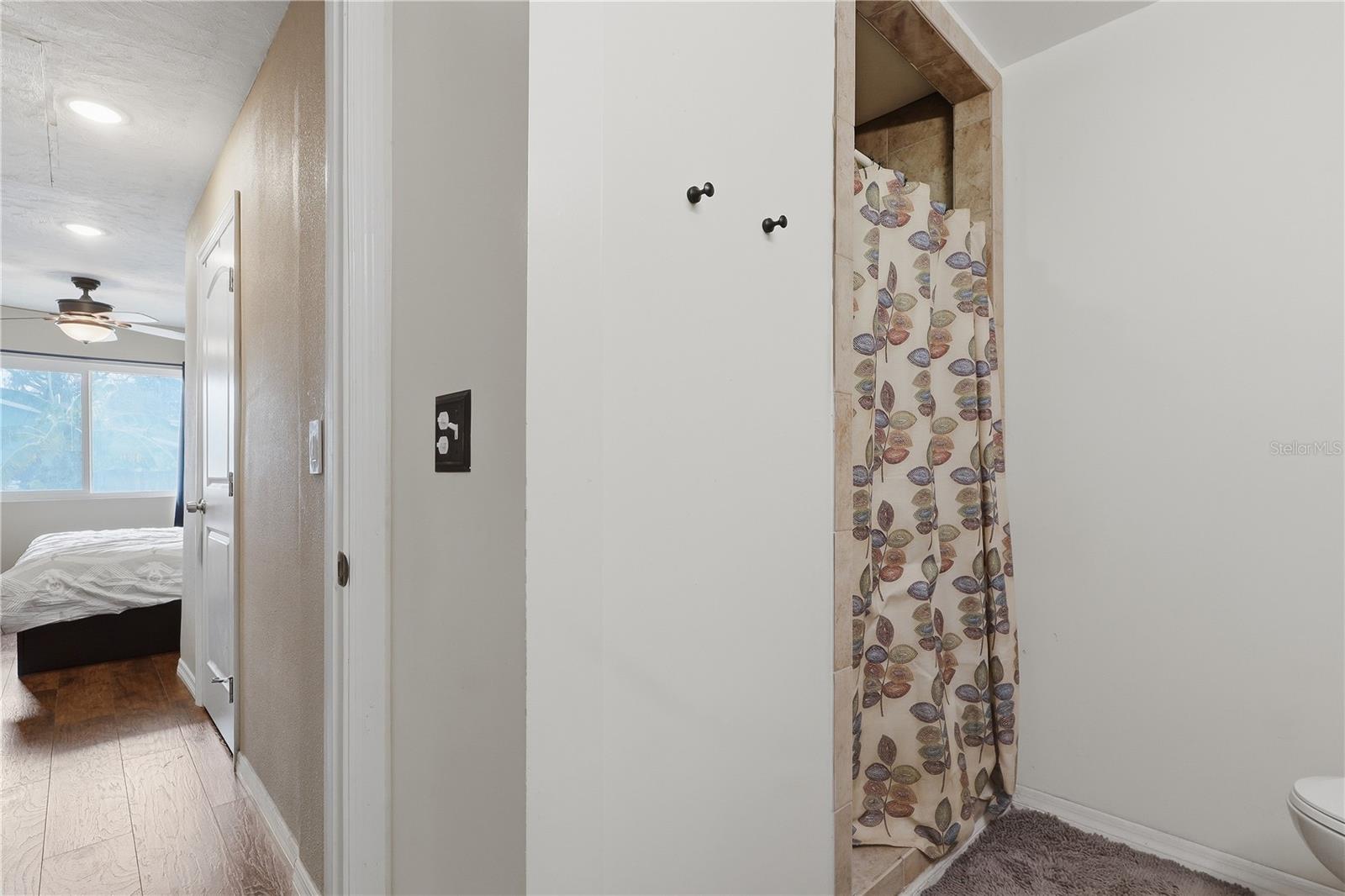 37235 HANNAH LN — photo 11
