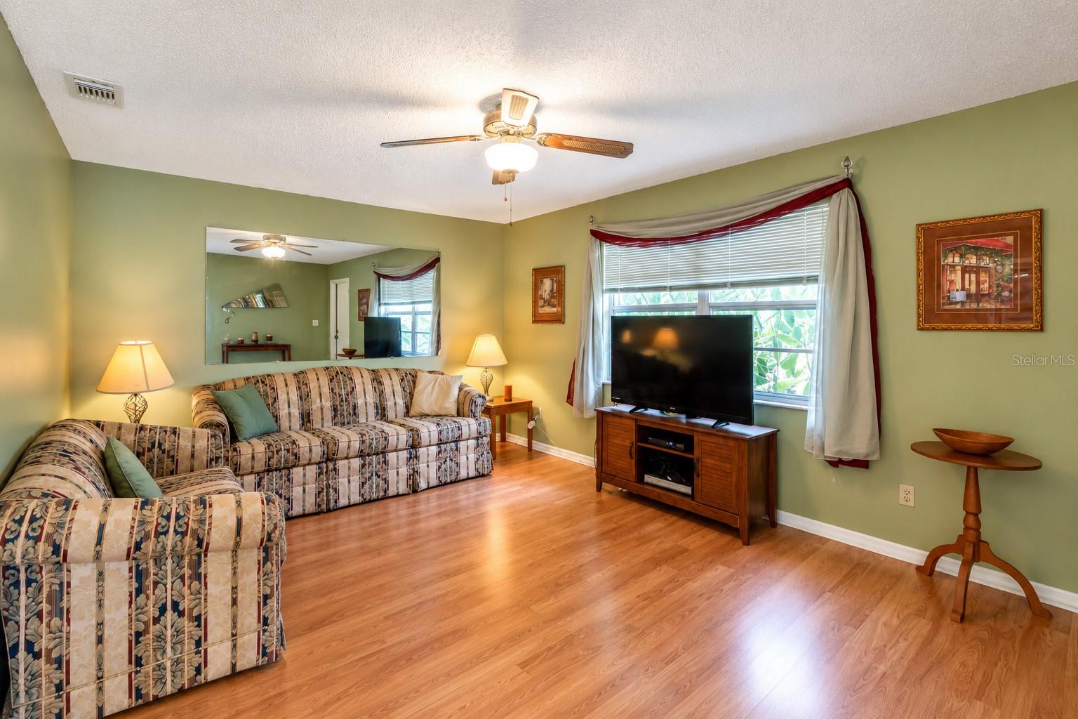 1814 FOXHUNT DR #A — photo 5