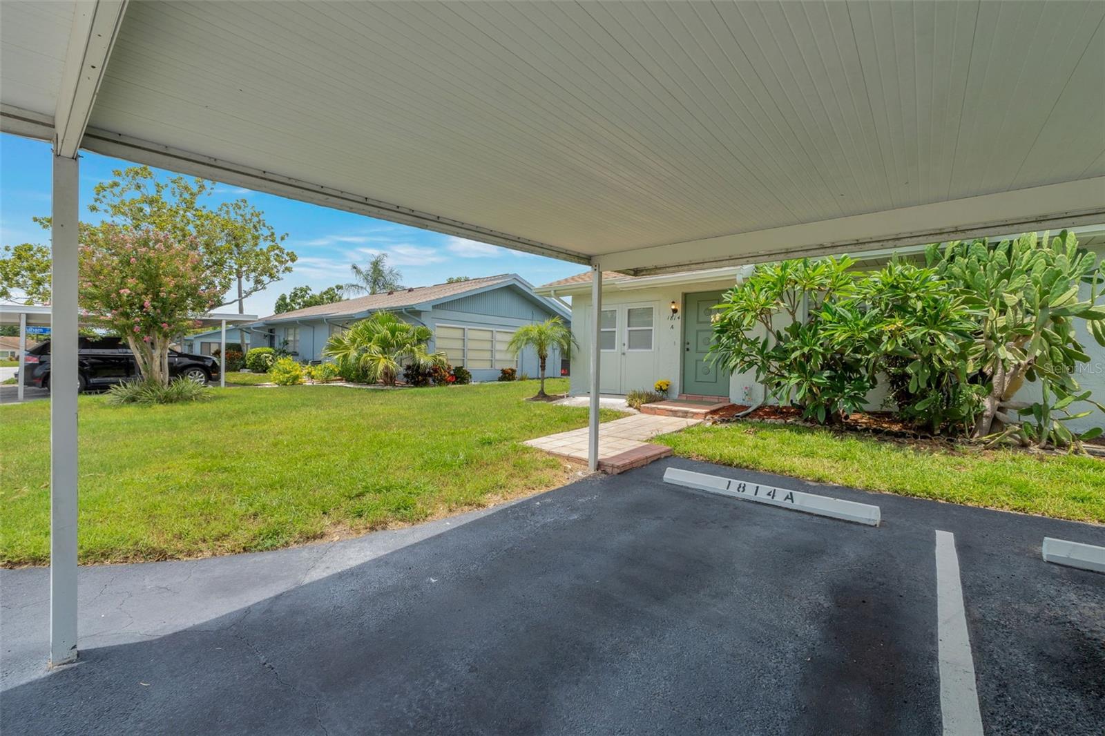 1814 FOXHUNT DR #A — photo 15