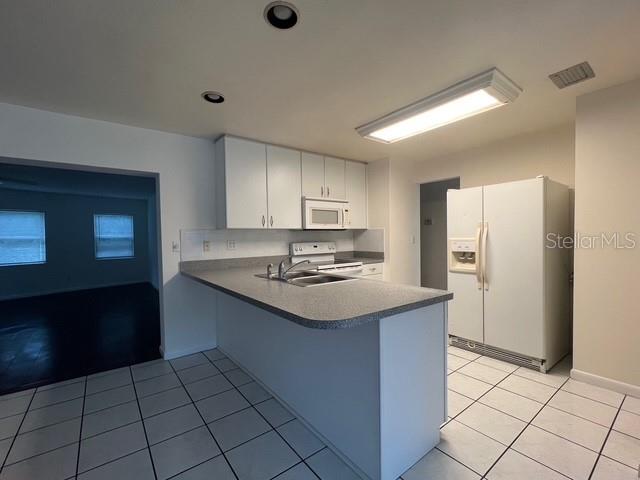 3655 DELLEFIELD ST — photo 11