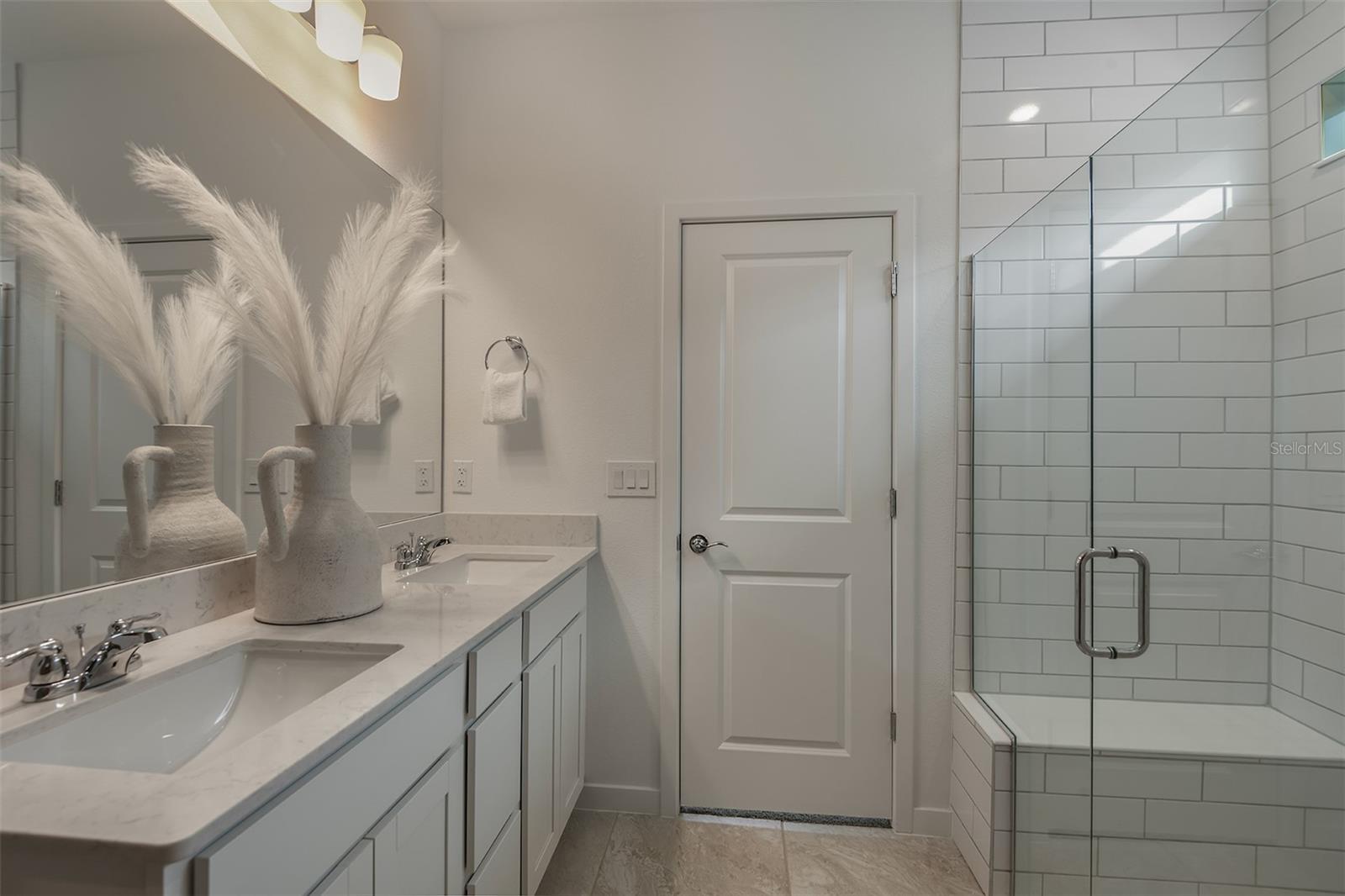 11135 SYCAMORE GLEN LOOP — photo 12