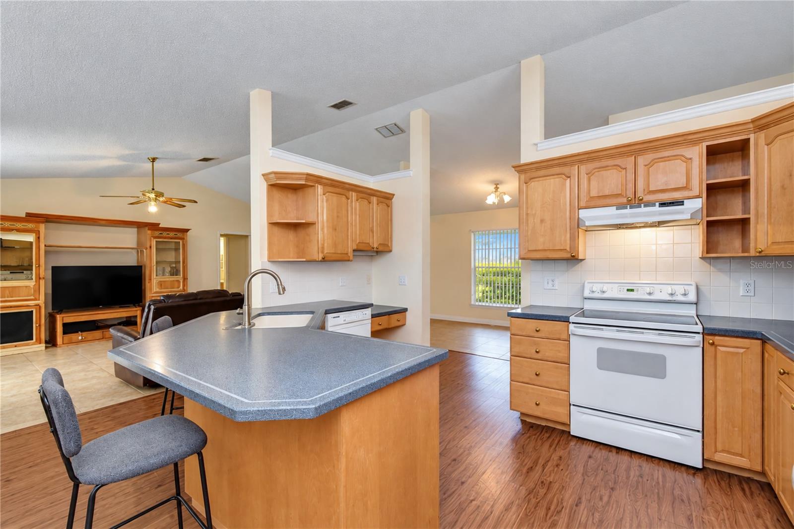 3066 ESPLANADE DR — photo 21