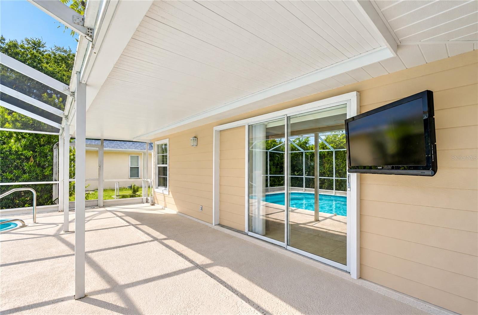 3066 ESPLANADE DR — photo 40
