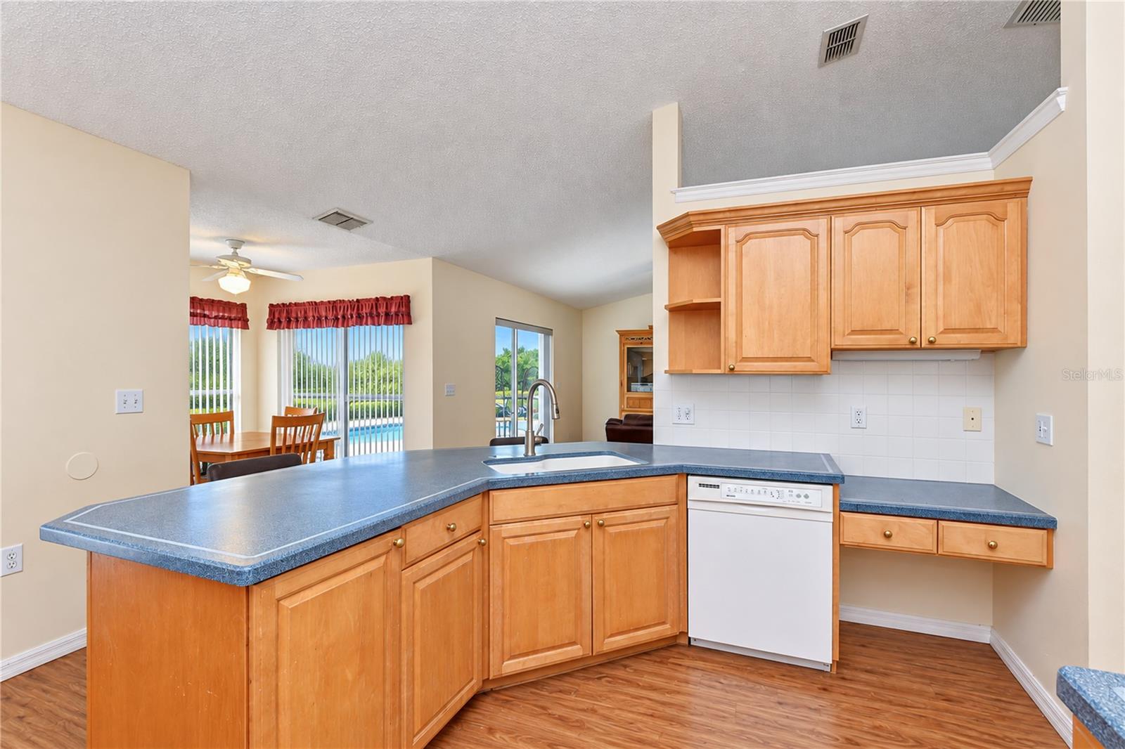 3066 ESPLANADE DR — photo 22