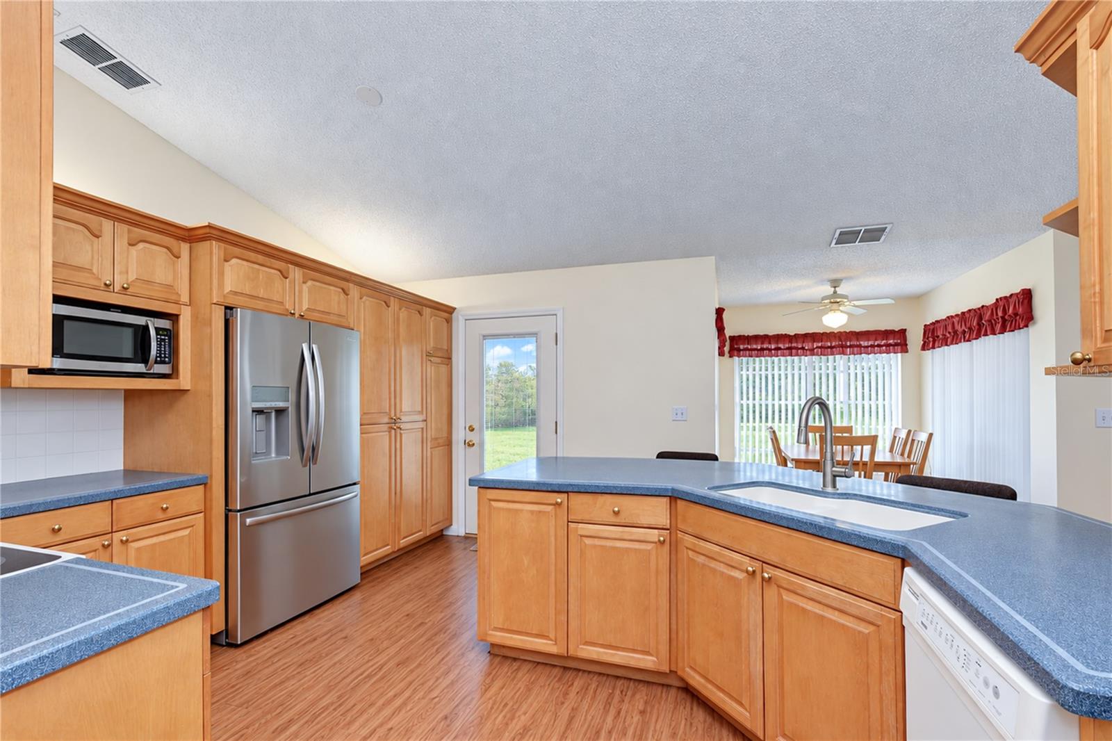 3066 ESPLANADE DR — photo 23