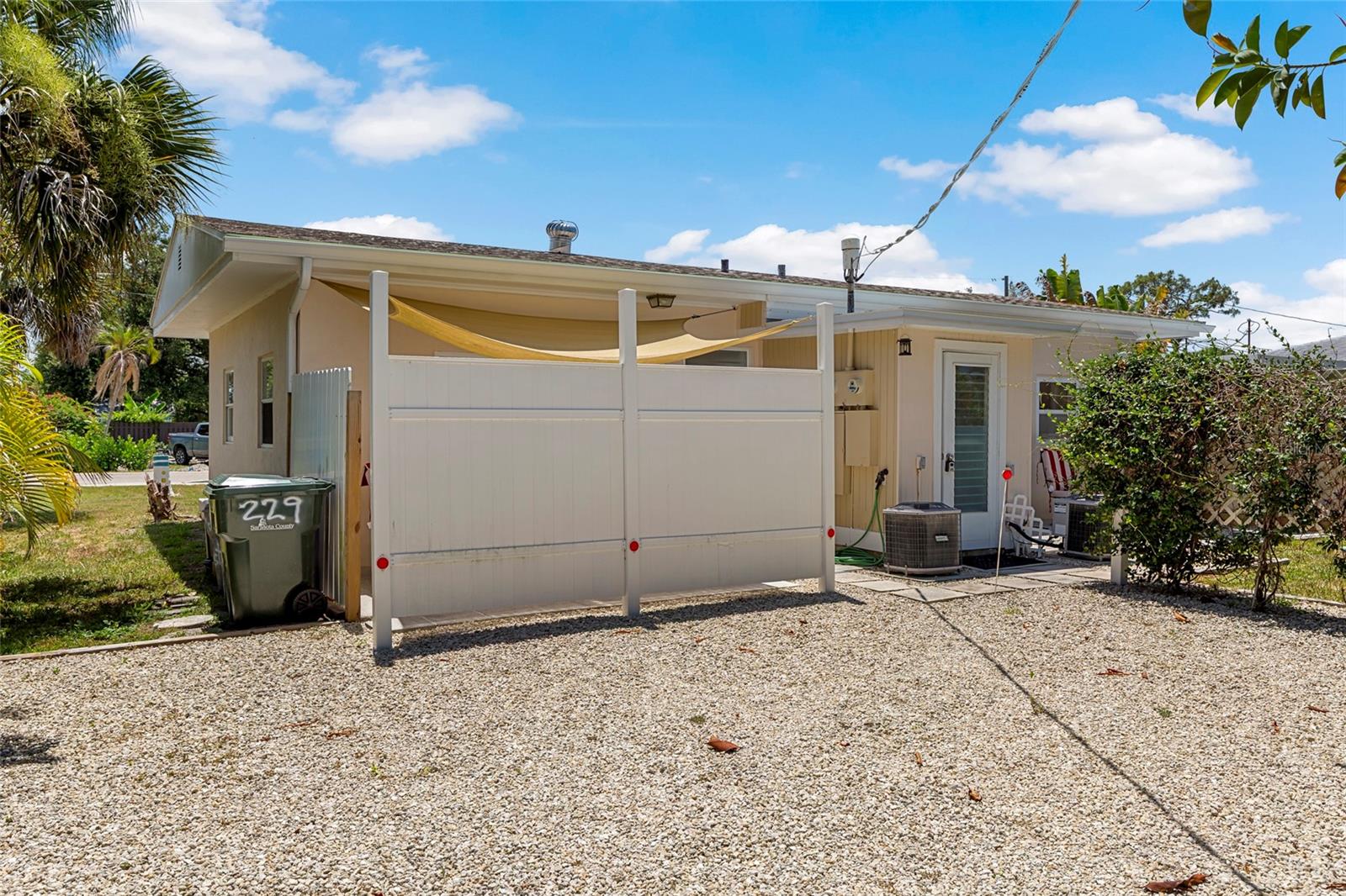229 SHORE RD — photo 15