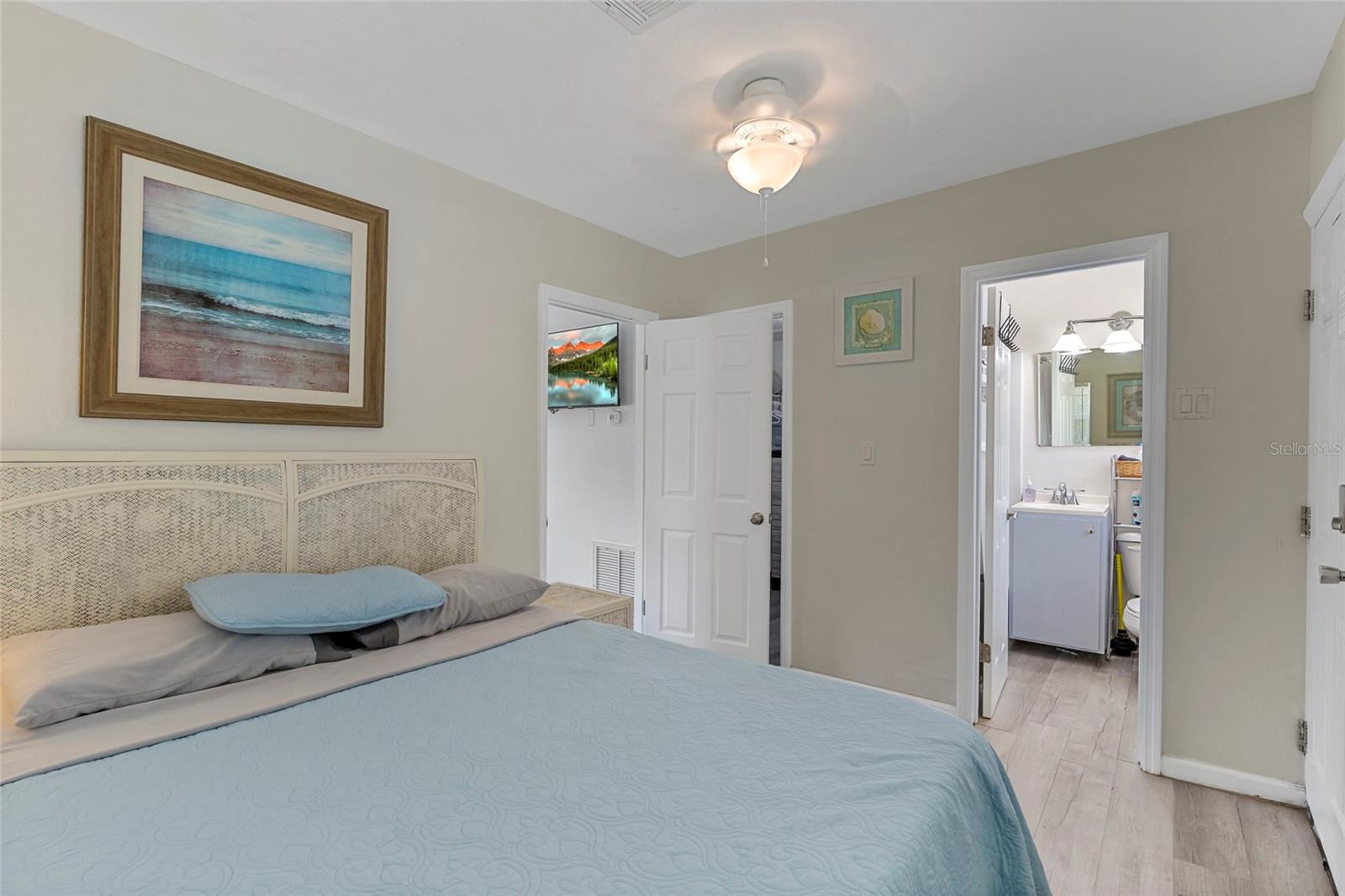 229 SHORE RD — photo 10
