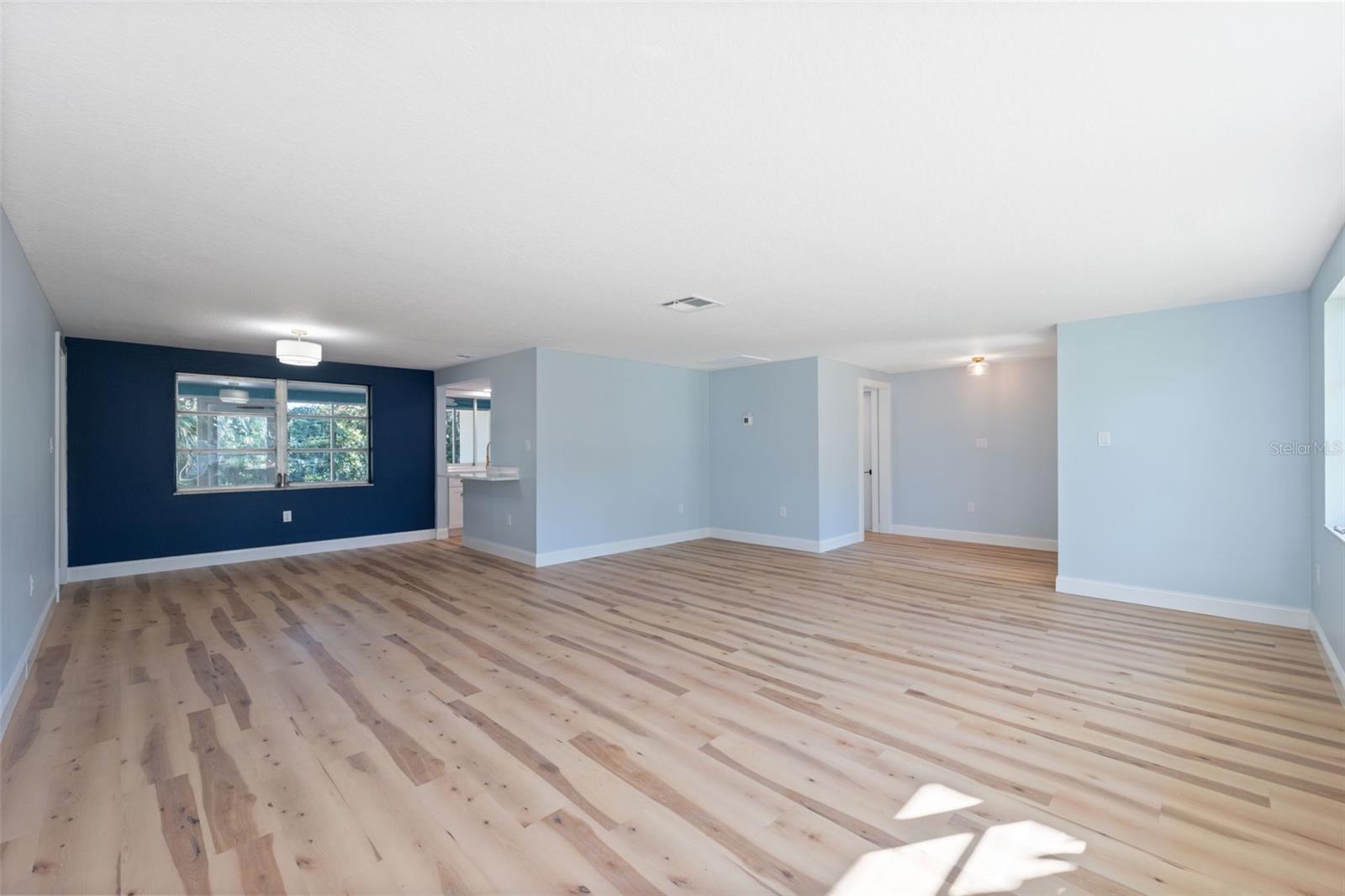 8103 GULF WAY — photo 18