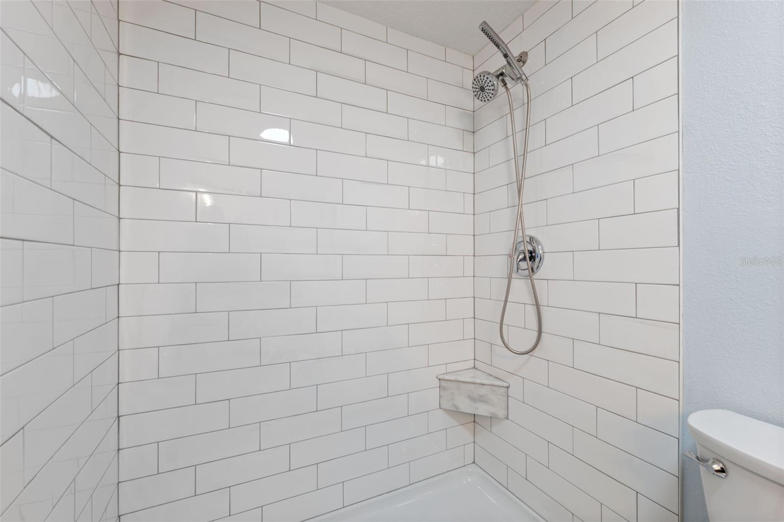 8103 GULF WAY — photo 15