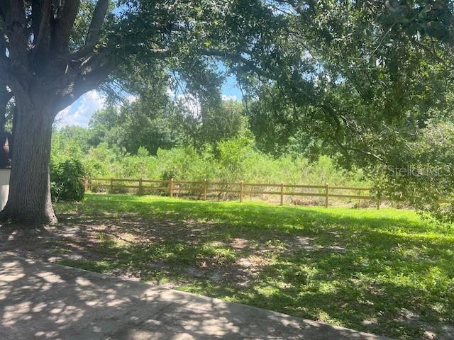 1052 DEER HOLLOW BLVD — photo 15